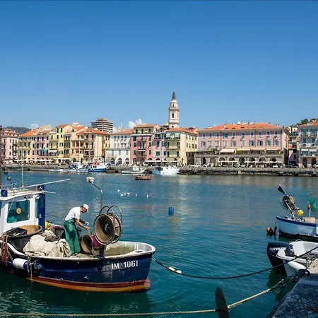 Homes In Genoa - Vele D'amare *