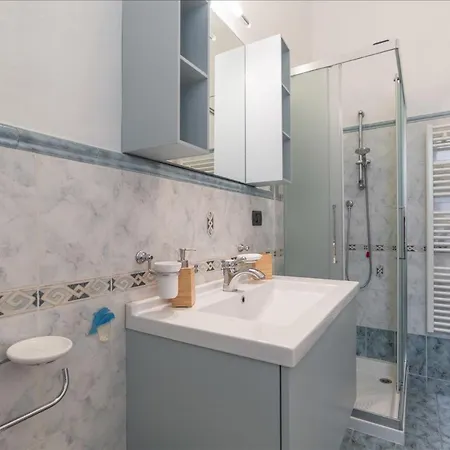 Homes In Genoa - Vele D'amare Apartment Imperia