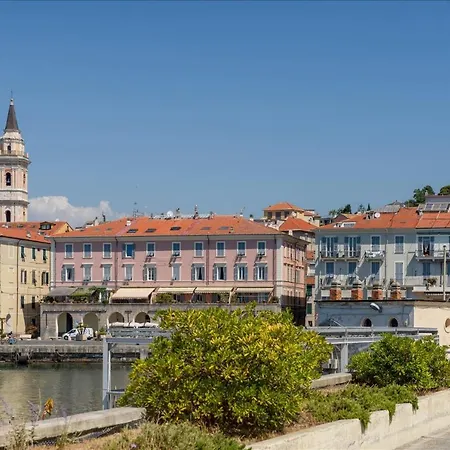 Homes In Genoa - Vele D'amare Apartment Imperia